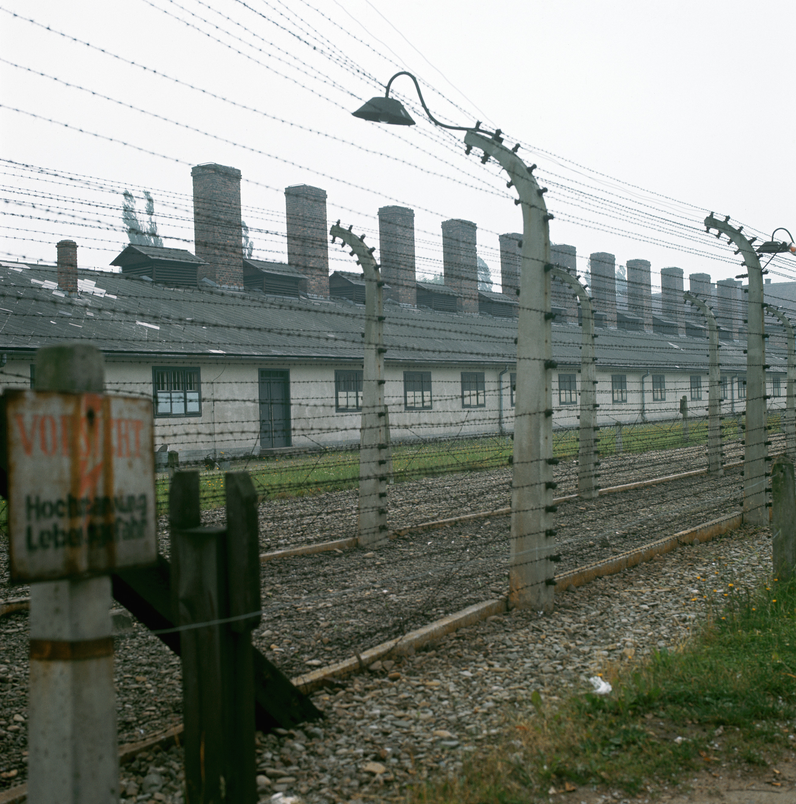 gas-chamber-at-auschwitz - Holocaust Concentration Camps Pictures - The