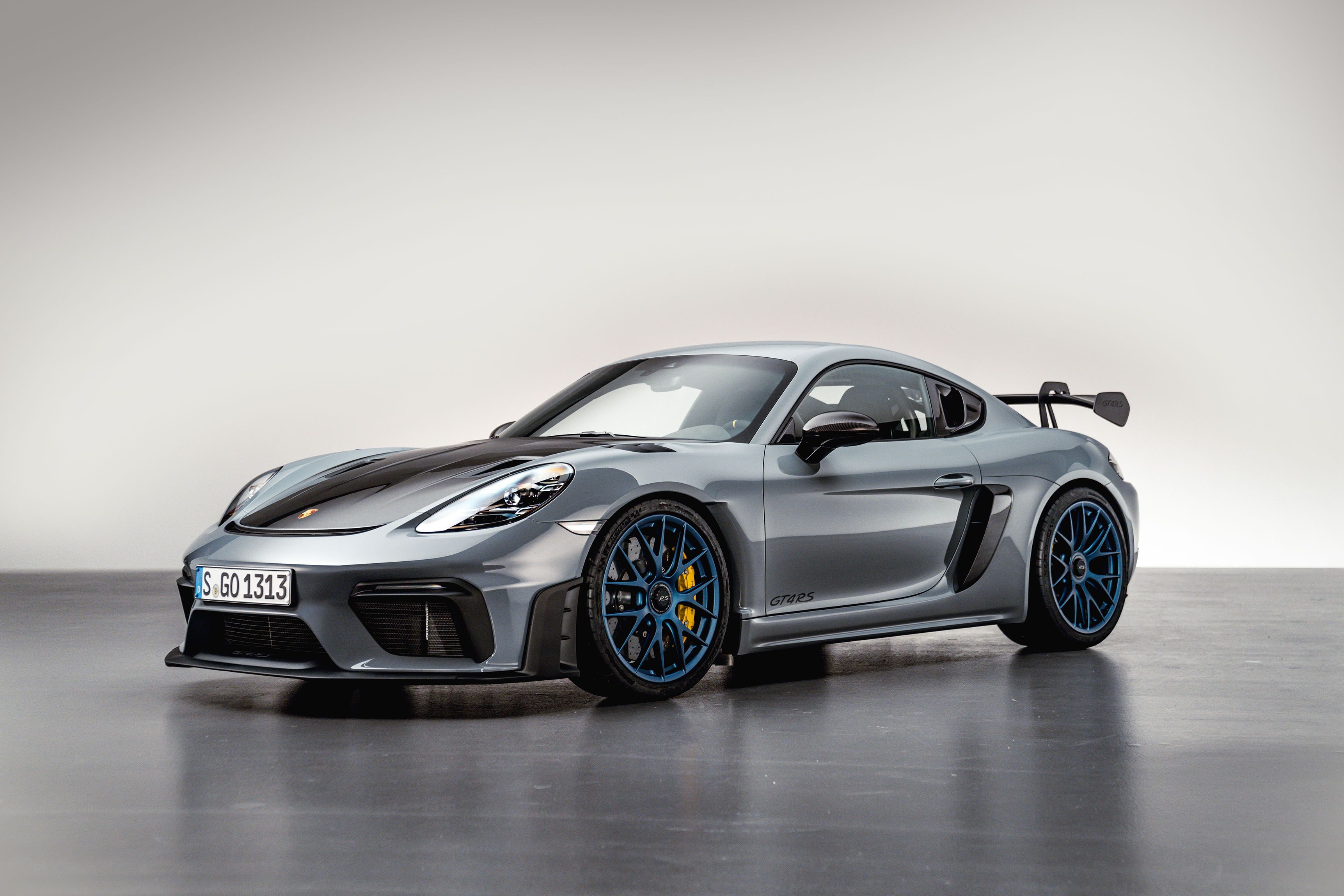 Porsche Cayman GT4 RS Special Edition: A Tribute To Racing History