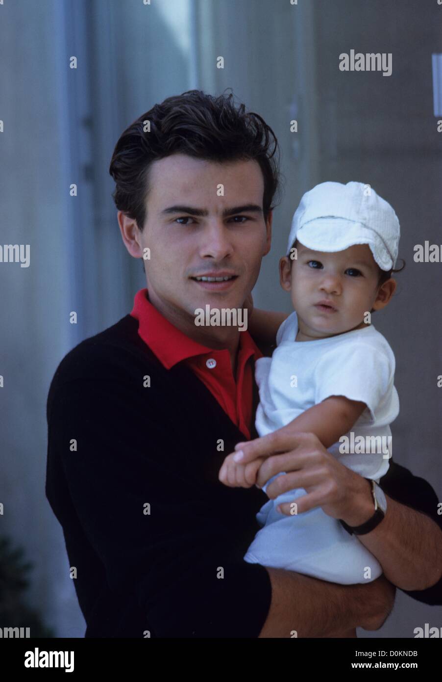 HORST BUCHHOLZ with son Christopher Buchholz 1962.18598.(Credit Stock